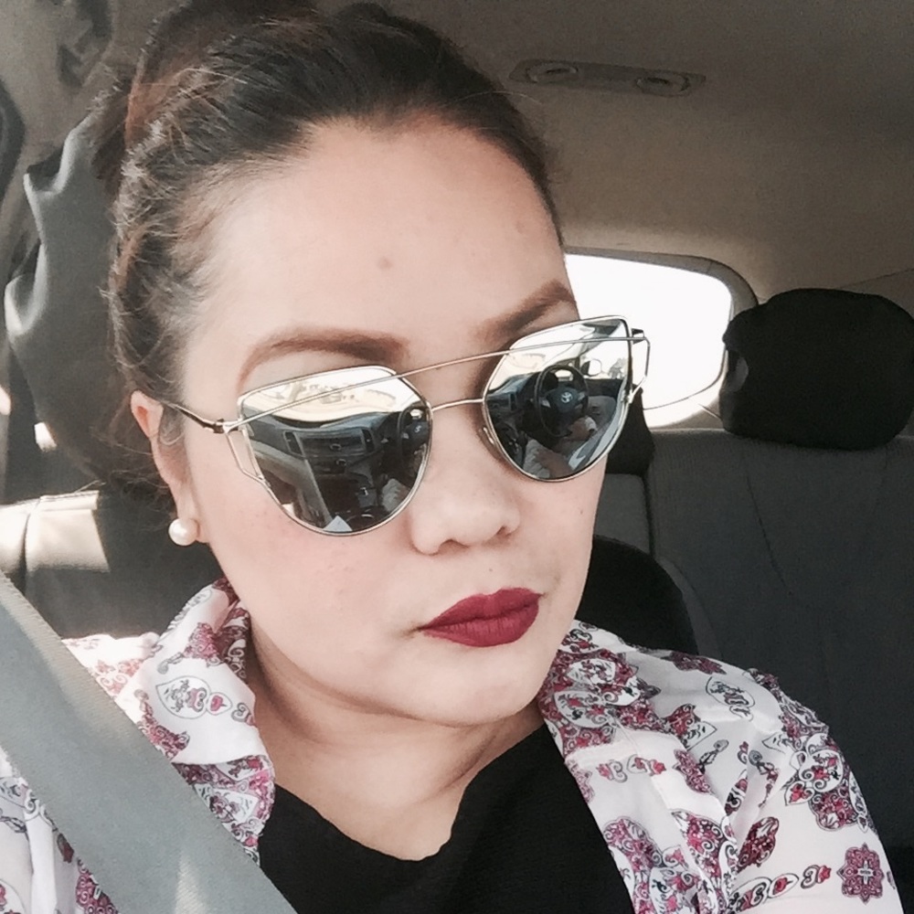 Meet your Posher, Ivy